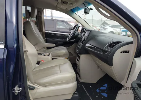 2013 Chrysler Town & Country Touring from USA, damaged, VIN 2C4RC1BG2DR512286